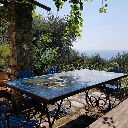 Villa Peaceful In *